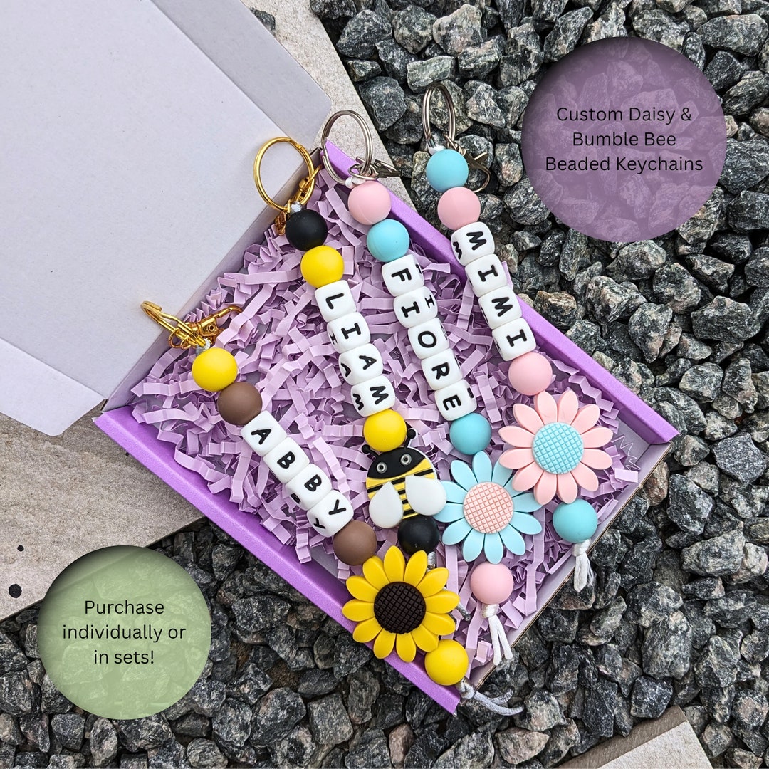 Bumble Bee Custom Beaded Keyring, Personalised Pink Blue Yellow Daisy ...