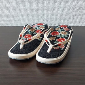 Beaded Vintage Zori