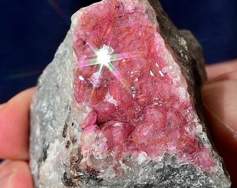 Cobaltoan calcite, Pink calcite specimen, calcite crystal, cobaltocalcite, Gift, Pink stone, cobalt calcite, pink crystal, rare mineral