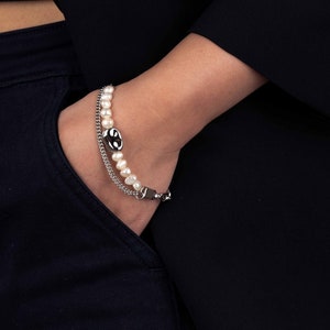 Unisex Pearl Chunky Bracelet