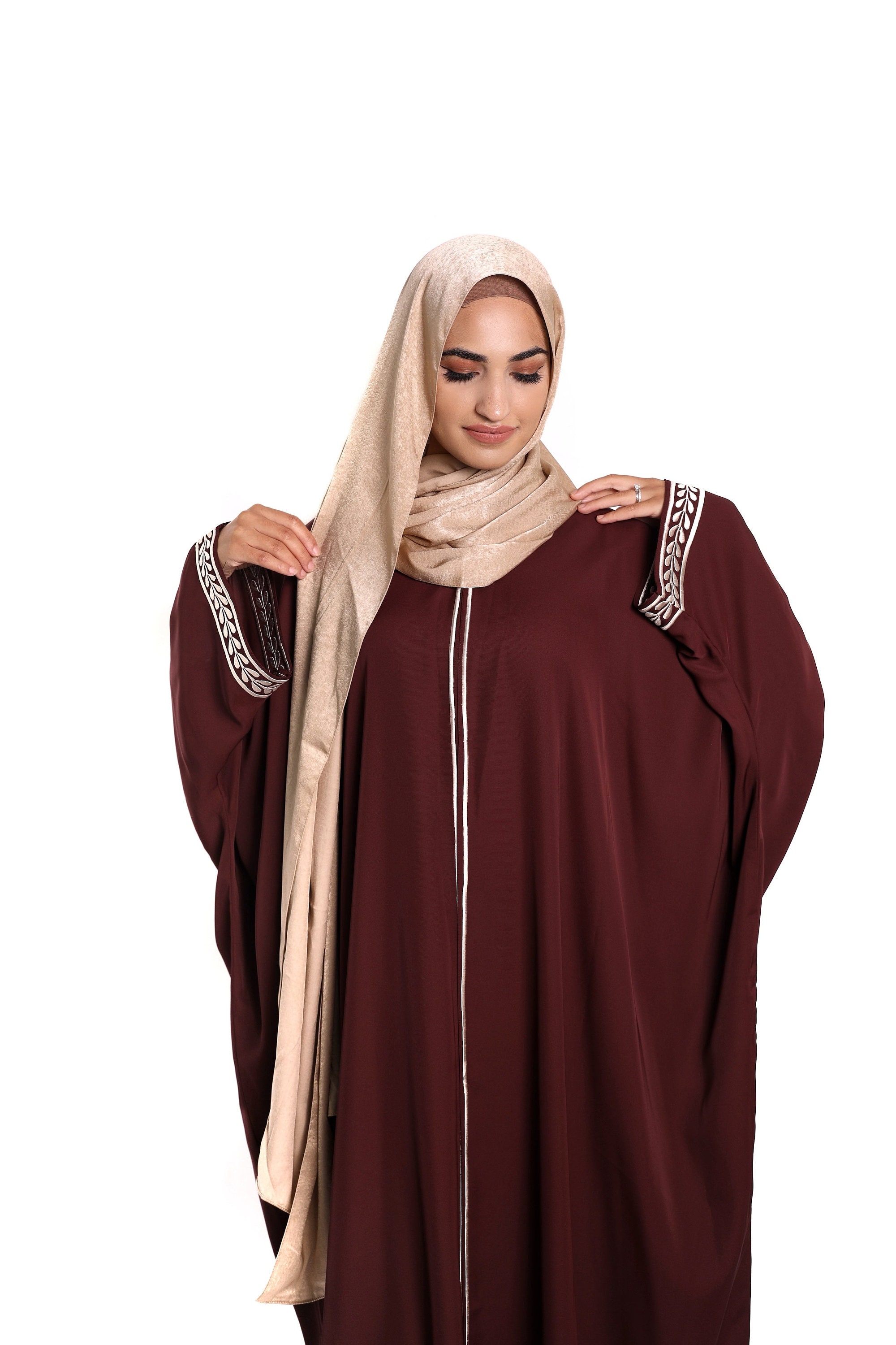 MAROON SIGNATURE ABAYA main image 1