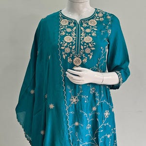 Pakistani Suit Set - Blue Straight Kurta Set - Indian Wedding Dress / Embroidry Sequined Kurta with Palazzos & Dupatta - Salwar kameez Set