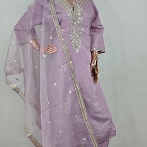 Silk Kurta Sets Women - Lavender Embroidered Kurta Trousers & Dupatta - Dresses For Women - Party Wear - Indian Ethnic Wear - Salwar Kameez