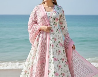 Peach Anarkali Kurta Set/ Pakistani Kurta Palazzo- Indian Long Dress - Ethnic Pure Cotton Printed Kurta Pant & Dupatta Salwar Kameez