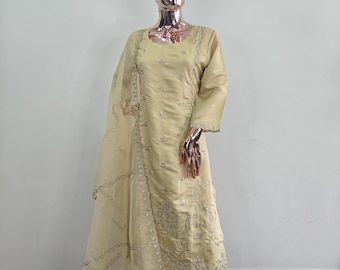 Party wear Yellow Pakistani Salwar suit Velvet Pakistani salwar kameez Straight Kurta Palazzo Set Indian Outfit, Ethnic Wear Readymade 3pcs