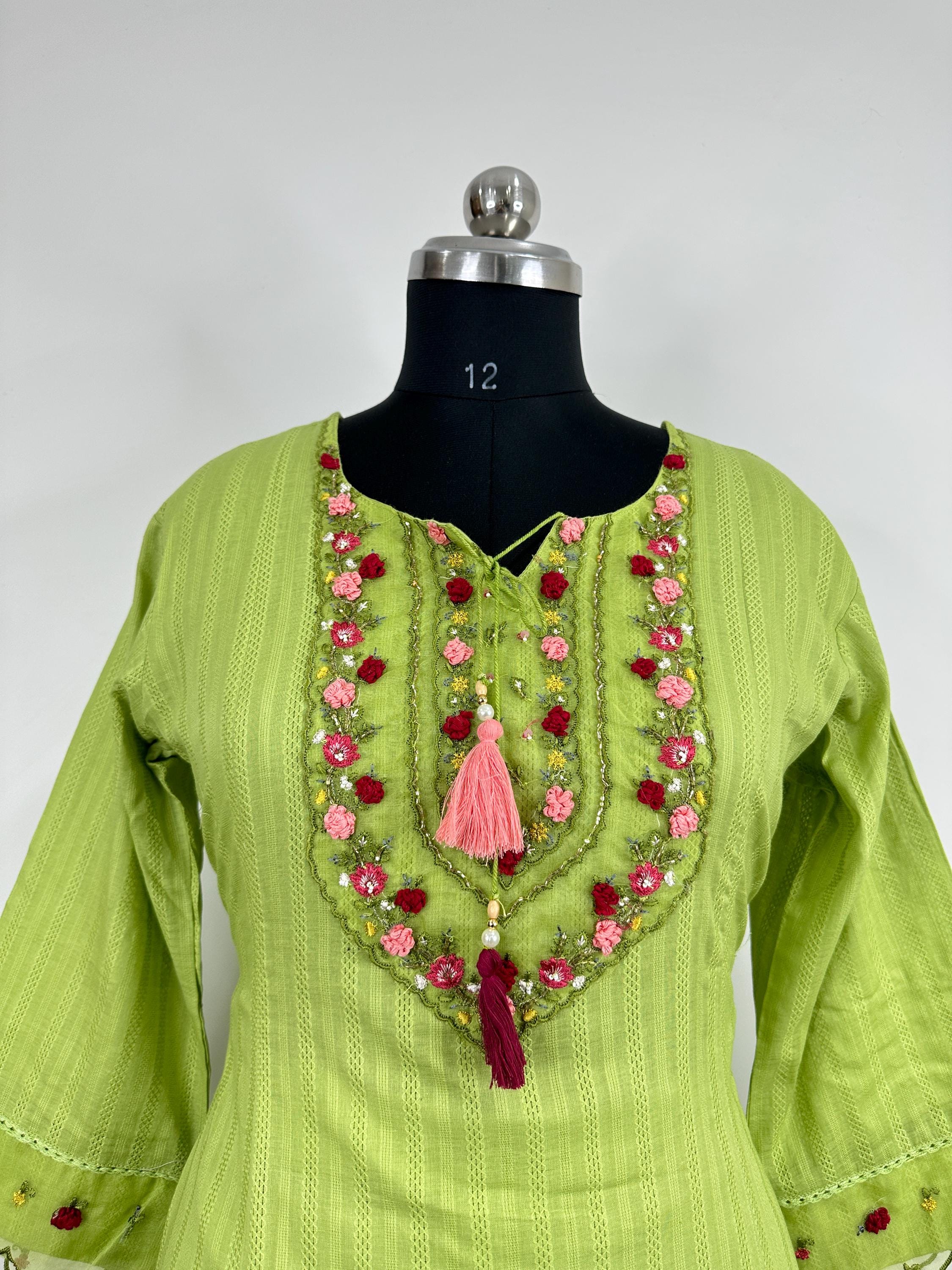 Green Abstract Printed Ethnic Kurta