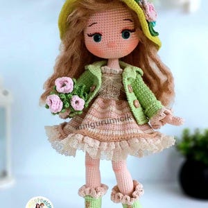 Amigurumi Crochet Esthet Doll: Handmade Organic Yarn Toy (35cm)