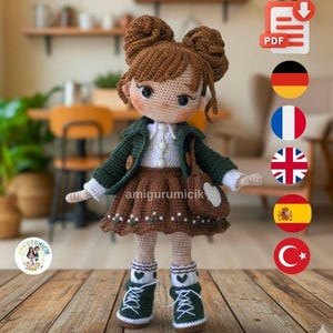 Eng-Fr -De-Es -Tr Wzór lalki Amigurumi Polly ze szczegółowymi instrukcjami szydełkowania,