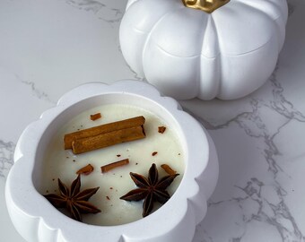Pumpkin scented candle made of soy wax – wooden wick, cinnamon & anise, autumn candle, sustainable gift idea, autumn decoration