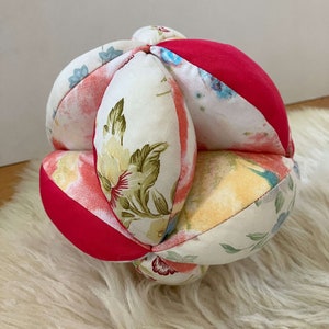 Montessori puzzle ball Pink floral puzzle ball Baby puzzle ball Montessori gripping ball Baby shower gift Takane ball Colourful puzzle ball