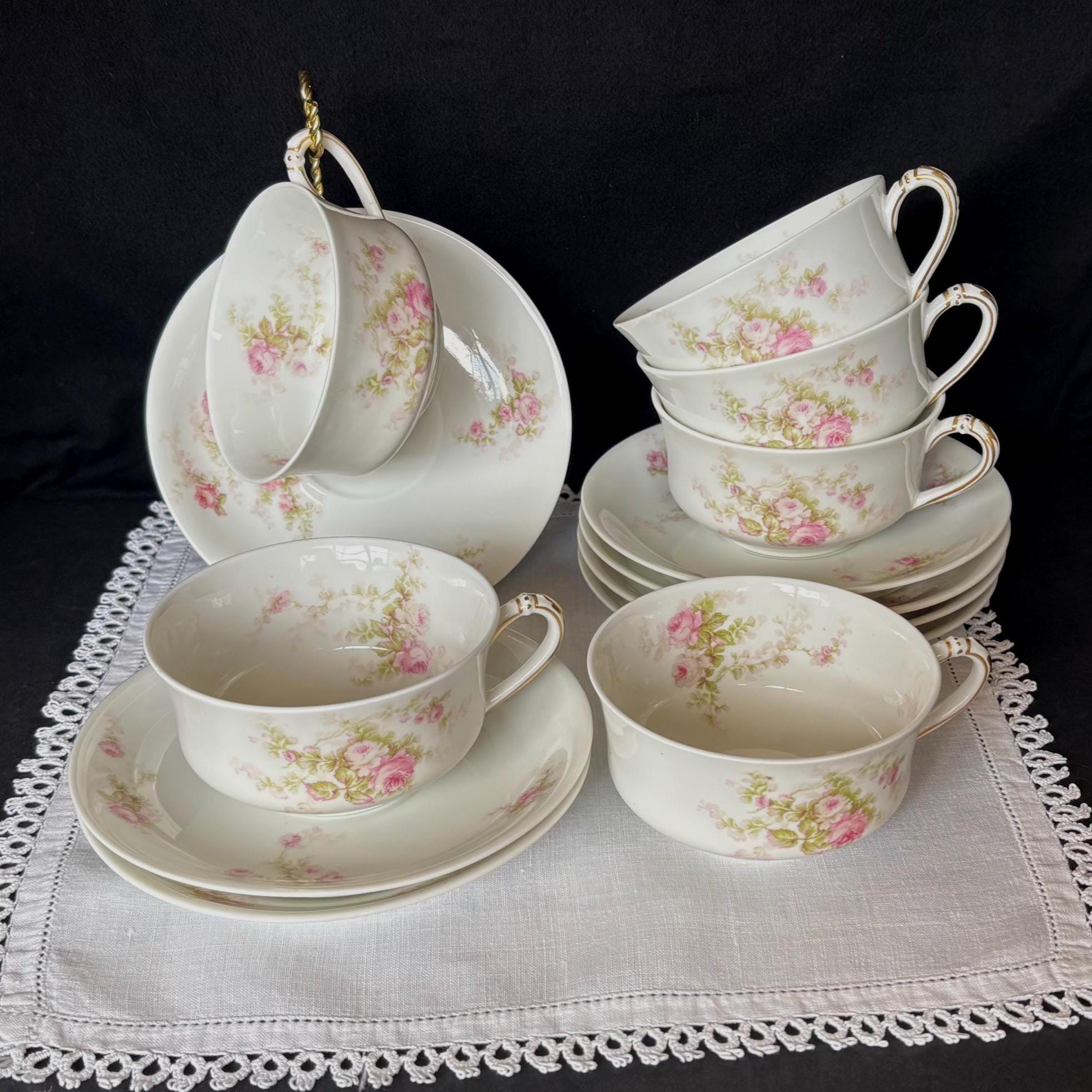 Tasses fleurs rose Théodore Haviland - Arts de la table