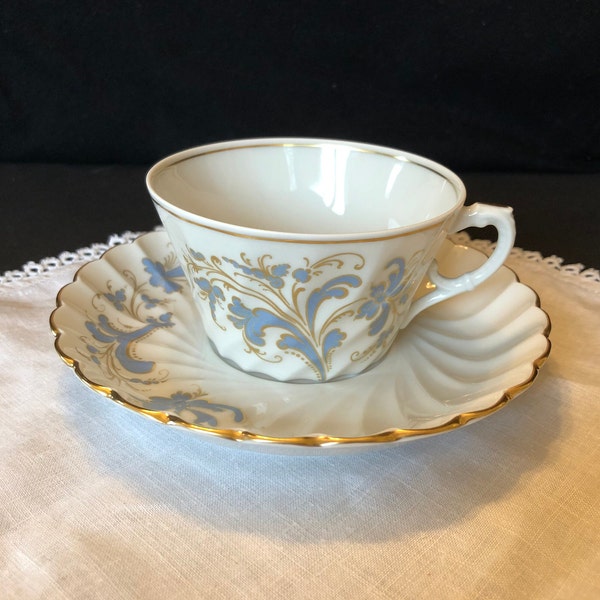 Porsgrund 'Seljord' pattern tea or coffee cup and saucer; blue & gold with swirl rim form; made in Norway ca 1980s