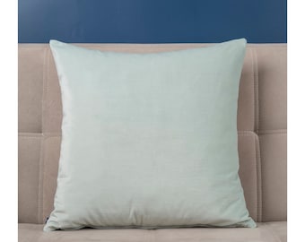 Mint Green velvet throw pillow| Light Green pillow case| Mint cushion cover| Sage green pillow 22x22| Mint velvet throw pillow| Green velvet