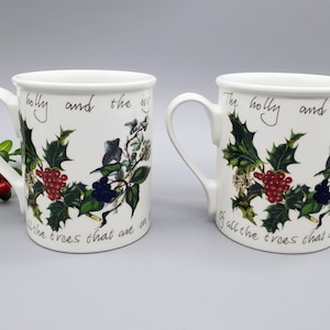Portmeirion The Holly and the Ivy Christmas Set of 2 Breakfast Mugs, Made in England, Excellent!