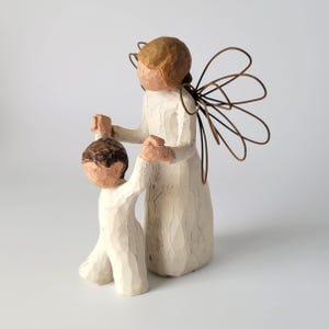 Vintage Guardian Angel Figurine, 2001 Willow Tree,  Susan Lordi Demdaco, Resin Angel Guiding Child, Wire Wings, Minimalist, Modern Farmhouse
