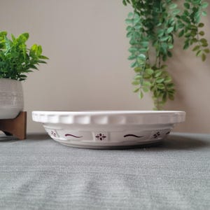 Vintage Longaberger Pottery 8 Inch Pie Plate, Woven Traditions, Heritage Red, Vitrified China Baker, Farmhouse, Cottagecore Kitchen, USA