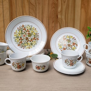Vintage Corelle Indian Summer Dishware, Dinner, Salad, Luncheon, Bread Plates, Sugar, Creamer, Cups, Saucers, Cereal & Berry Bowls, Nice!