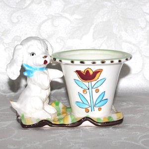 Vintage Pudel Blumentopf | Hundeblumentopf auf Streifenteppich