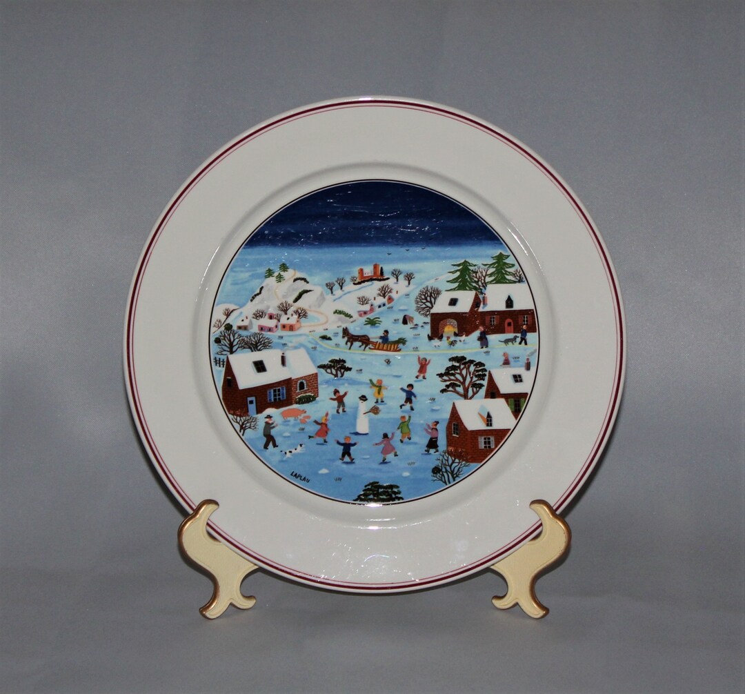Lot of Villeroy & Boch Naif Christmas Plates Square Cake Plate Round Dinner Plate Vintage