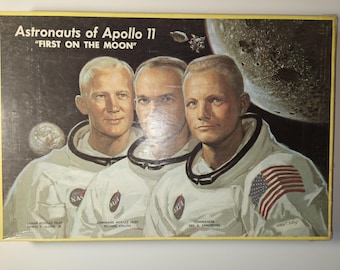 Vintage 1969 Apollo 11 Puzzle by Milton Bradley