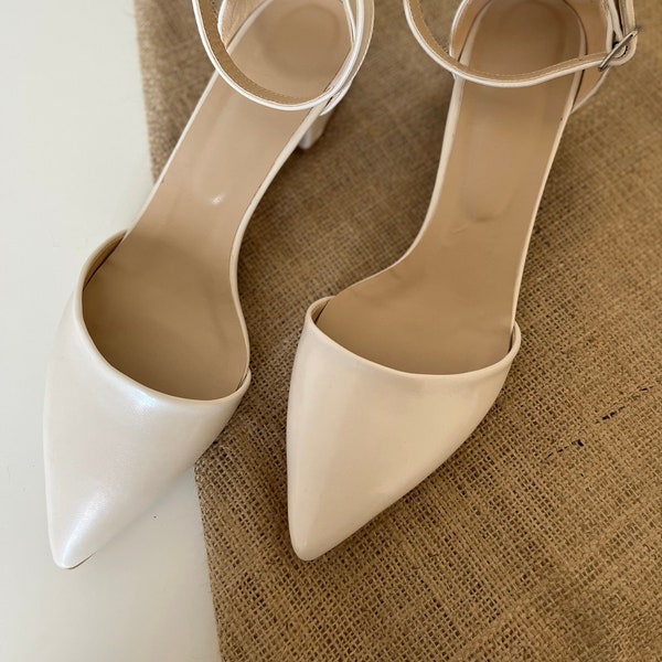 ivory chunky heel shoes