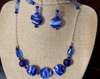 Blue Patterned Lampwork Glass Bead Necklace