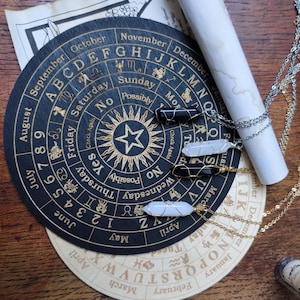 Kit de Péndulo y Tablero de Adivinación (Brujería, Ouija, Brujería, Artes Adivinantes, Radiestesia, Esoterismo, Wicca, Magia...)