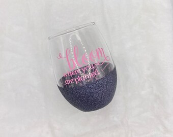 Customizable Floral Glitter Glass, Uplifting Gift (20.5 fl oz)