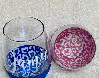 20.5 fl oz glitter glass with leopard print inside, able to be personalized