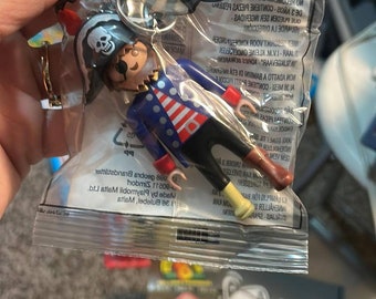 Playmobil VTG Pirate with Beard and Hat 3+ 1998 Key Chain NEW