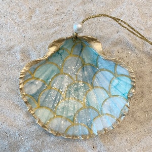 Decoupage scallop shell, seashell trinket ring dish, blue Christmas seashell ornament, housewarming gift, bridesmaid gift, wedding favor