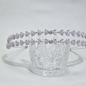 Handmade Cubic Zirconia Bridal Tiara Set: Leaf Design Necklace & Earrings
