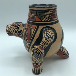 Vintage 3 footed aztec MAYAN pottery vase/cup from Costa Rica image 2