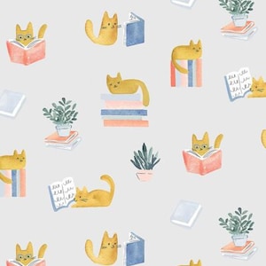 以下が含まれることがあります： オレンジ色の猫が本を読んでいる、本の積み重ね、鉢植えの植物、薄い青色の背景を特徴とするシームレスなパターンです。