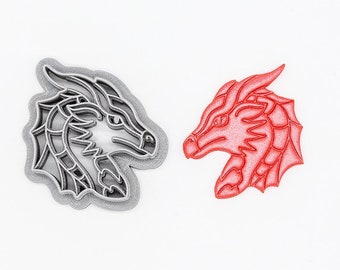 Emporte-pièce à l'emporte-pièce et tampon fondant bébé dragon Emporte-pièce à l'emporte-pièce et tampon fondant bébé dragon