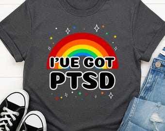 Maglietta divertente per PTSD / Maglietta sarcastica per menti traumatizzate / Gadget sulla salute mentale con cui identificarsi / Regalo con umorismo secco / Trauma infantile / Scintillio arcobaleno