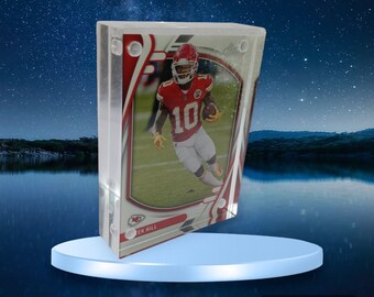 TYREEK HILL 2021 Desktop Display Frame Clear Magnetic Size 2.64x3.62