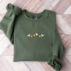 Embroidered Bee Sweatshirt Bee Themed Gifts Bee Sweater Embroidered Crewneck Bee Sweater
