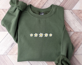 Embroidered Daisy Crewneck Sweatshirt: Floral Sister Gift