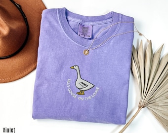 Embroidered Silly Goose Comfort Colors T-Shirt: Unisex Goose on the Loose