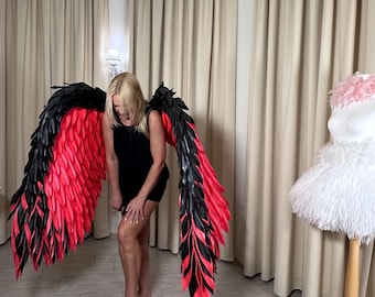 Rode flexibele vleugels – lichtgewicht kostuumvleugels voor cosplay, dans, fotoshoot, halloween, festival en toneelvoorstelling