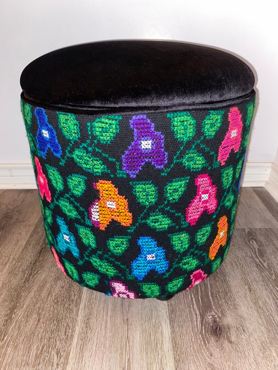 Ottoman Round floral black storage