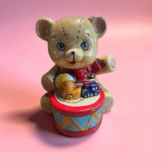 ENESCO Teddy Bear W/ Toys Drum Coin Bank COLORFUL Train 1981 VTG 5.5