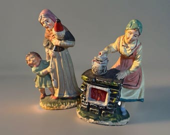 VTG Carved Resin Figures Hand Painted Lot Of 2 Women Made In Italy