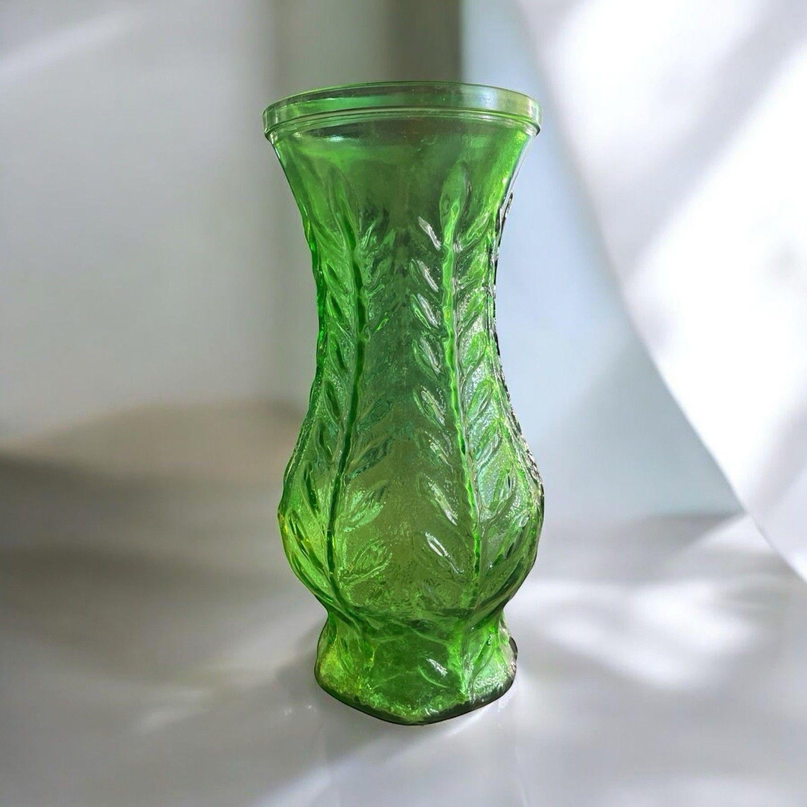 FTD Emerald Green Glass Flower Vase 10 Inch Decorative Leaf Design