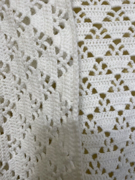 VTG Handmade Crocheted Shawl White Fringe Boho Co… - image 3