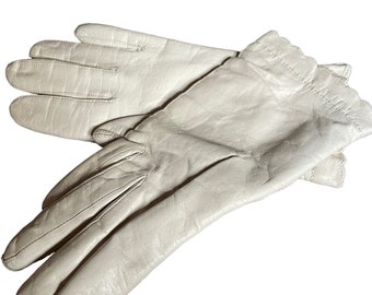 VTG Grandoe Ivory Leather Gloves size 6 1/2