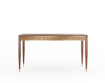 Bureau en noyer pour Erica
