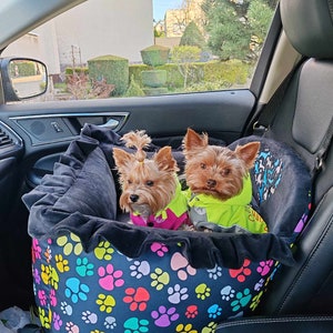 Paw Print Dog Car Seat: Personalized Pet Carrier, Washable Travel Bed