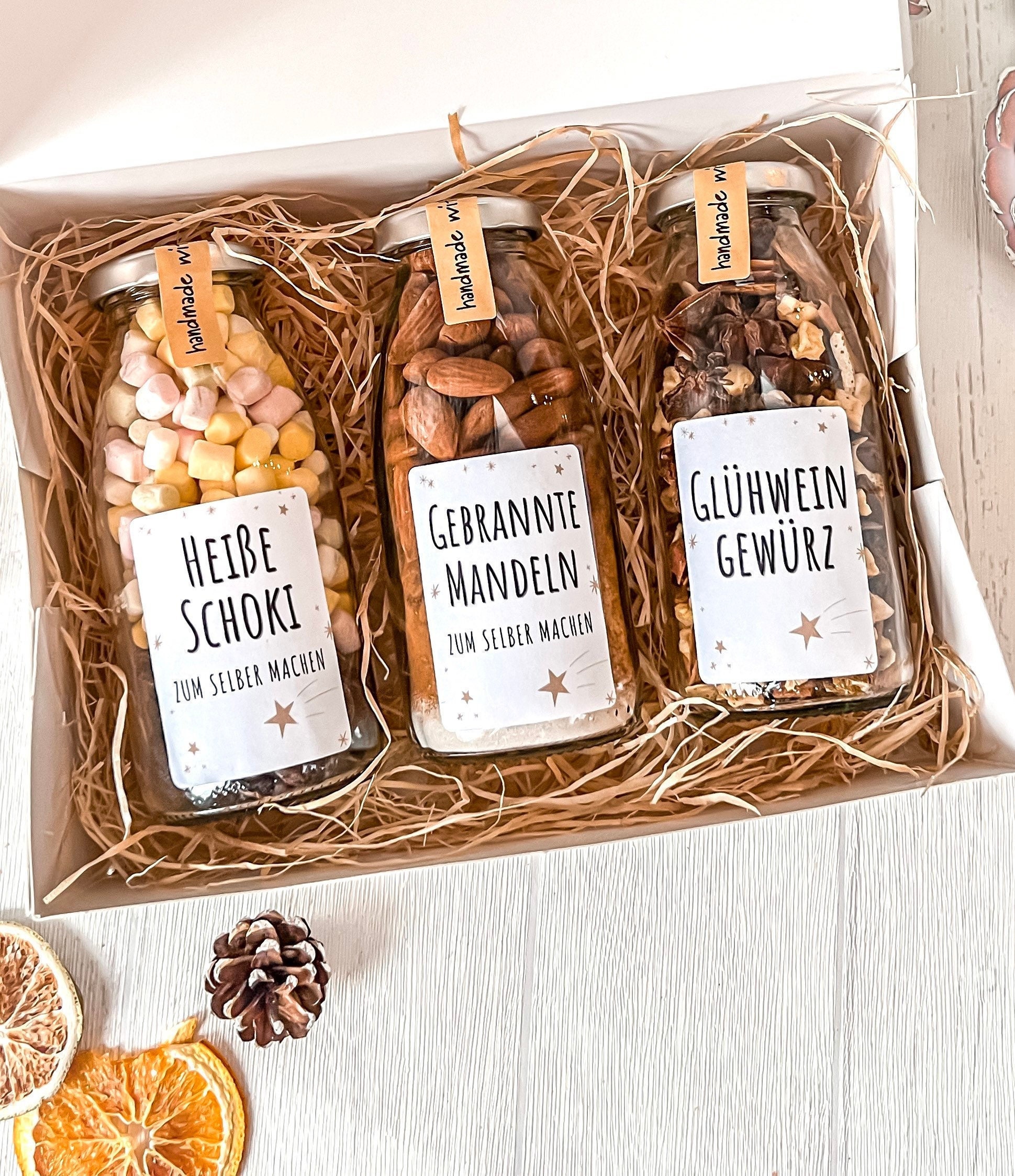 DIY Geschenkbox für Weihnachten Gebrannte Mandeln, heiße Schokolade
